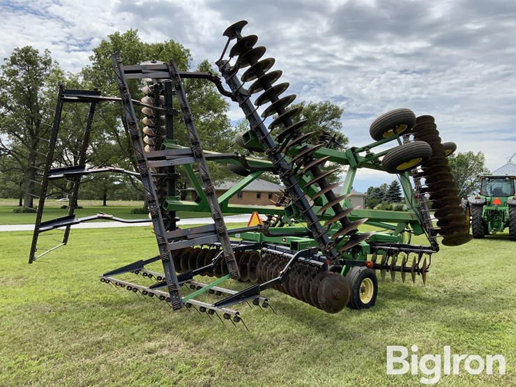 john-deere-630-image-5