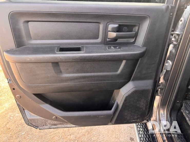 2018-dodge-ram-2500-image-67