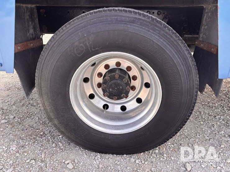 1988-peterbilt-377-image-44