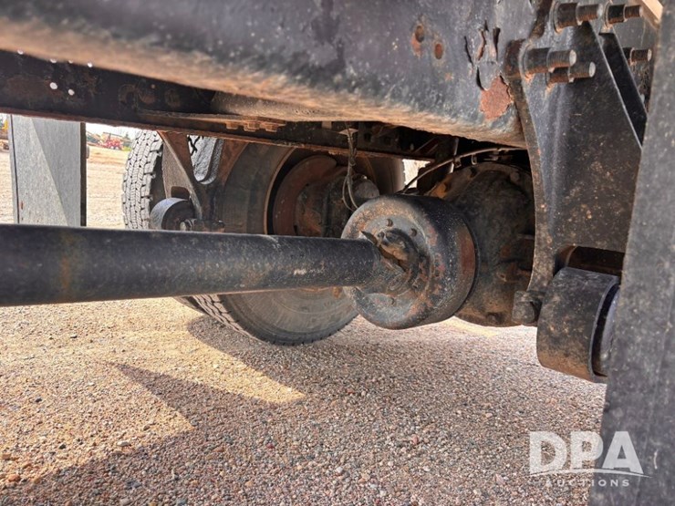 2006-international-durastar-4300-image-25