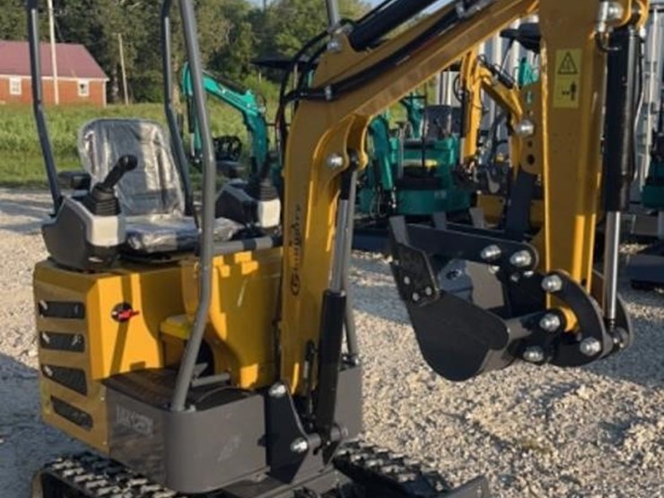 2025-cfg-mx12rx-mini-excavator-image-3