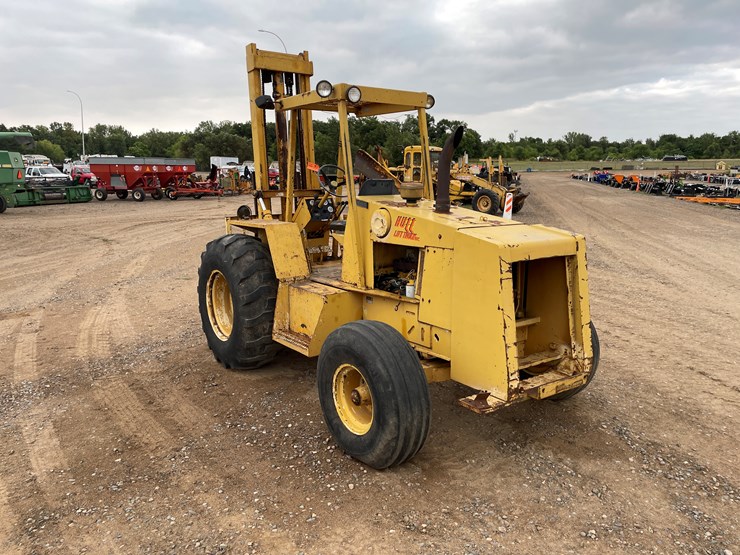 #2140-•-hull-706e-lift-truck-image-2