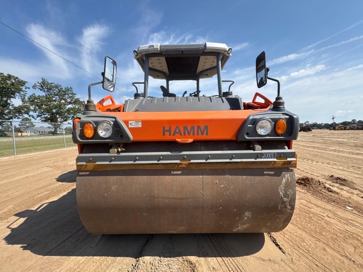 2016-hamm-hd+-120i-smooth-double-drum-roller-image-3