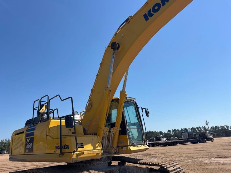 2023-komatsu-pc360-lc-11-image-26
