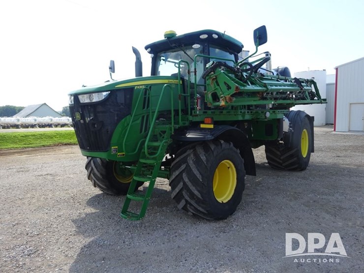 2019-john-deere-f4365-image-9