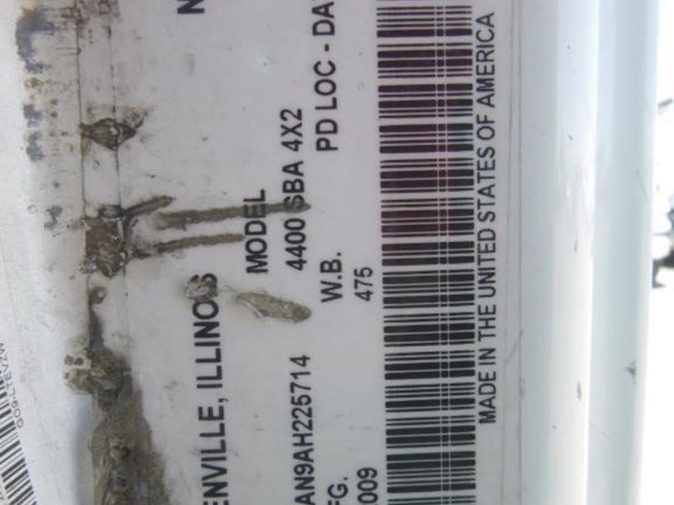 2010-international-durastar-4400-image-14