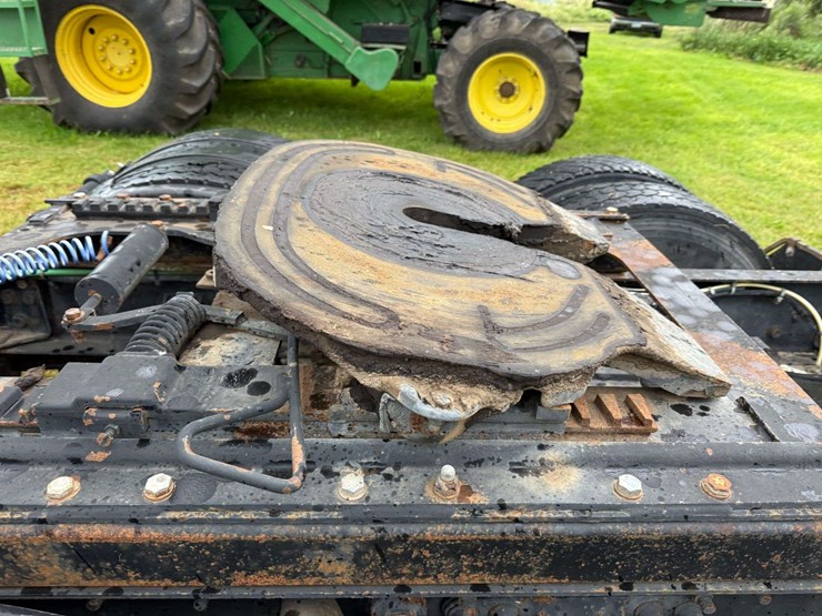2000-caterpillar-c12-image-34