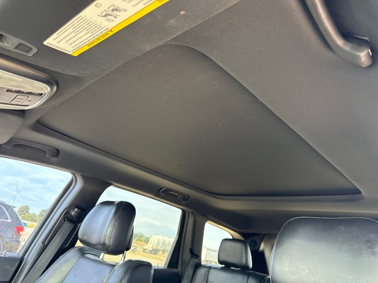2015-jeep-grand-cherokee-image-30