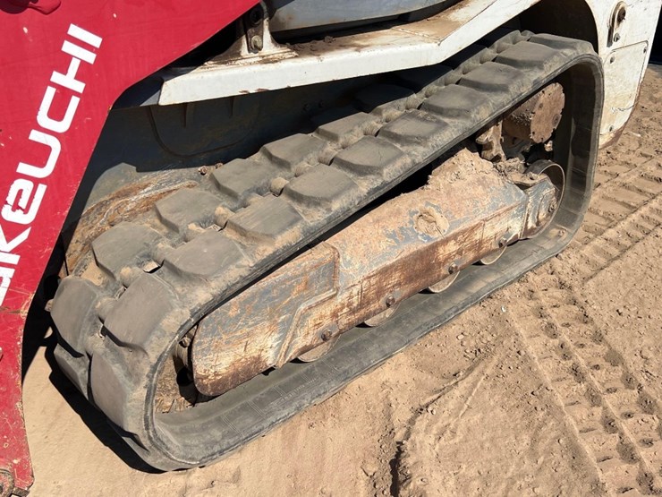 2018-takeuchi-tl10v2-image-9