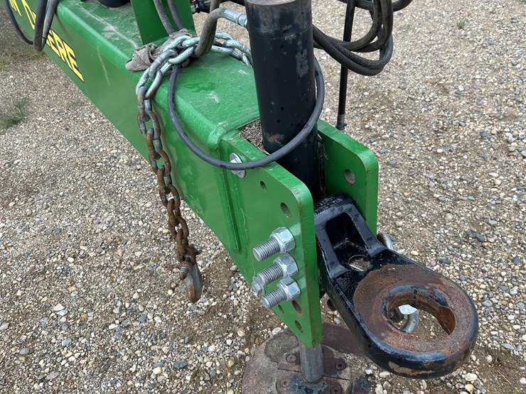 2021-john-deere-2680h-image-23