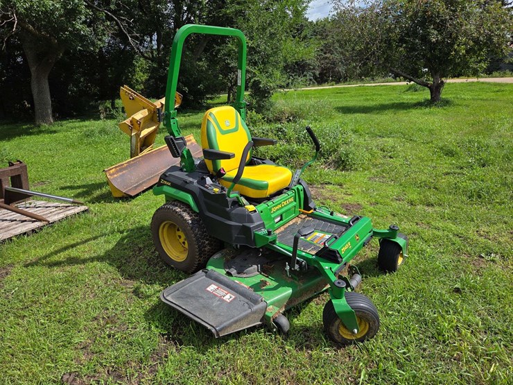 2023-john-deere-la-image-17