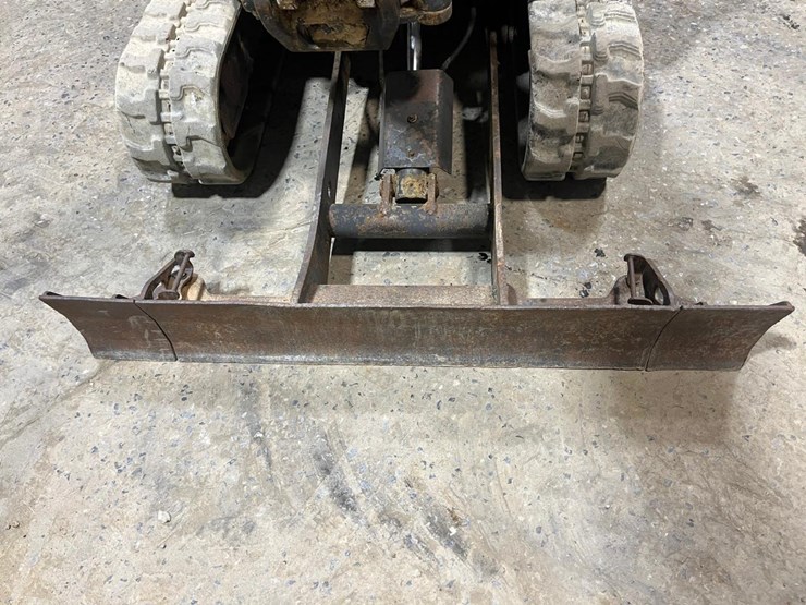 2016-bobcat-e20-image-12