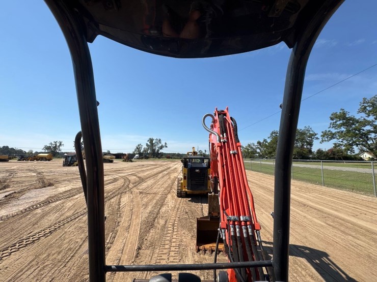 2019-kubota-kx057-4-image-29