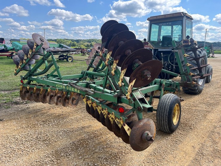 john-deere-bwf-image-4