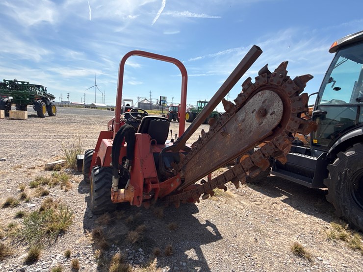 ditch-witch-rt40-image-4
