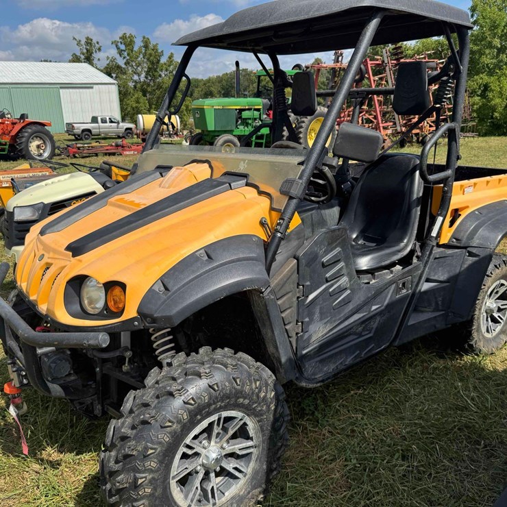 2016 Cub Cadet UTV,