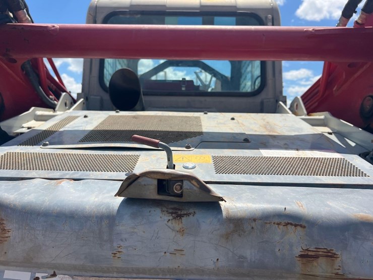 2019-takeuchi-tl12v2-image-13