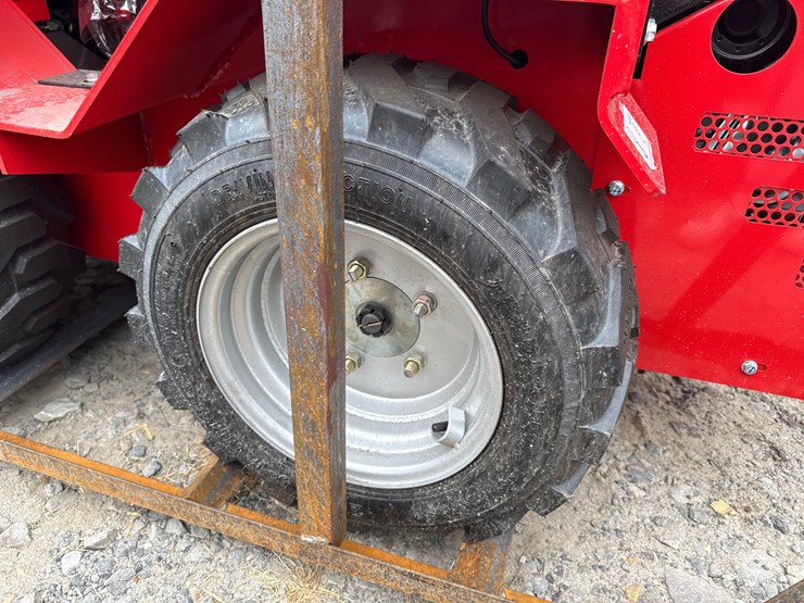 #220-•-#26502-•-unused-agt-sda-140w-compact-wheel-loader-image-8