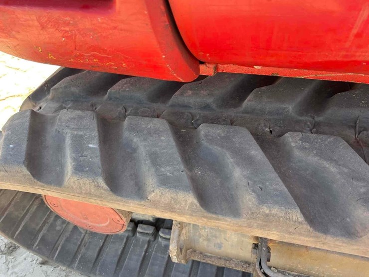 2019-takeuchi-tb290-image-22