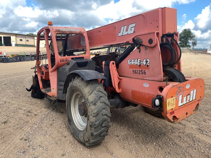 #2059-•-lull-telehandler-*non-runner*-*fire-damage*-image-56
