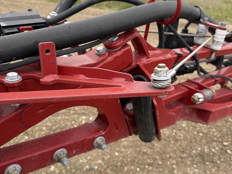 2020-case-ih-patriot-4440-image-29