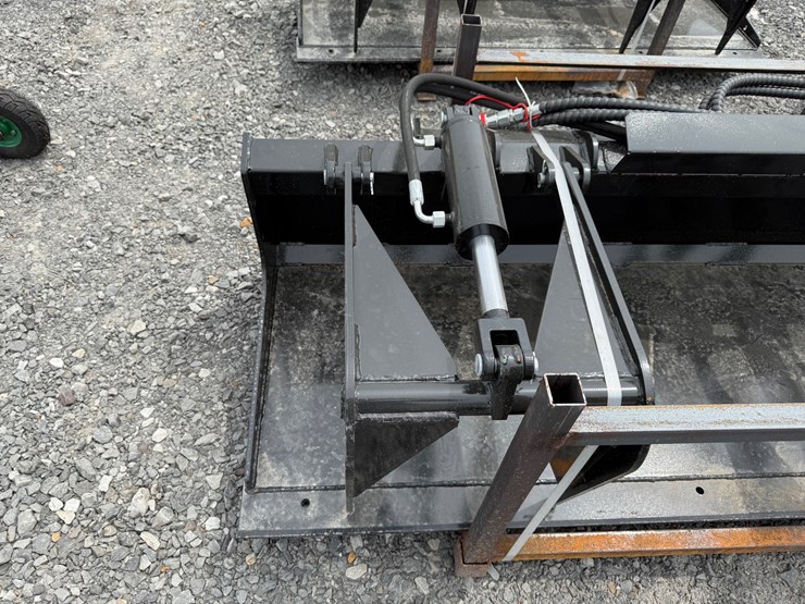 #2000-•-#26527-•-unused-giyi-gy-pg72c-72"-skid-steer-plate-grabber-c-pbzmq722507144-image-5