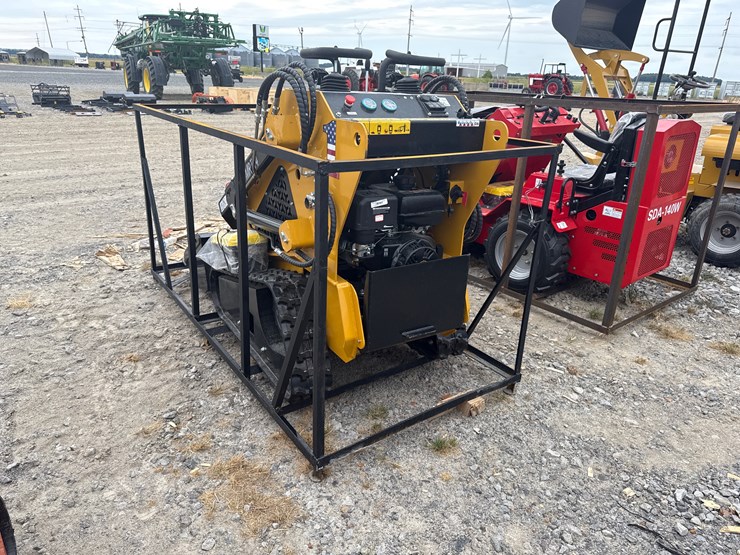 #220-•-#26525-•-unused-agt-mx-mrt14-compact-track-loader-image-3