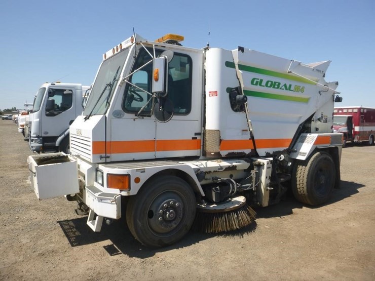 2013-global-m4-sweeper-image-1
