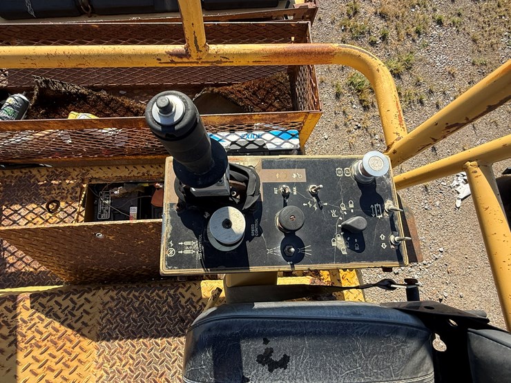 caterpillar-cb-434-image-37
