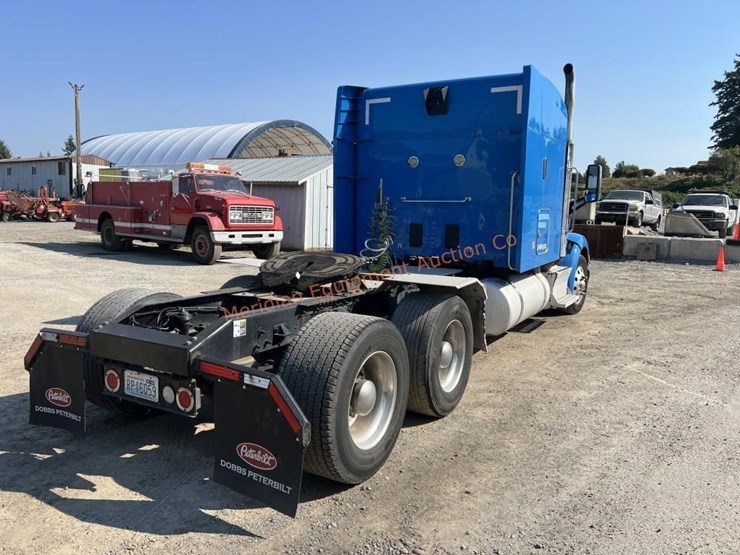 2016-peterbilt-579-image-5