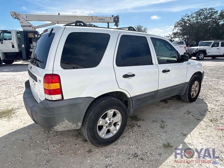 2007-ford-escape-image-3