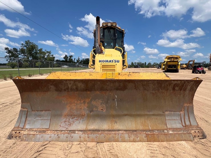 2016-komatsu-d61pxi-23-image-7