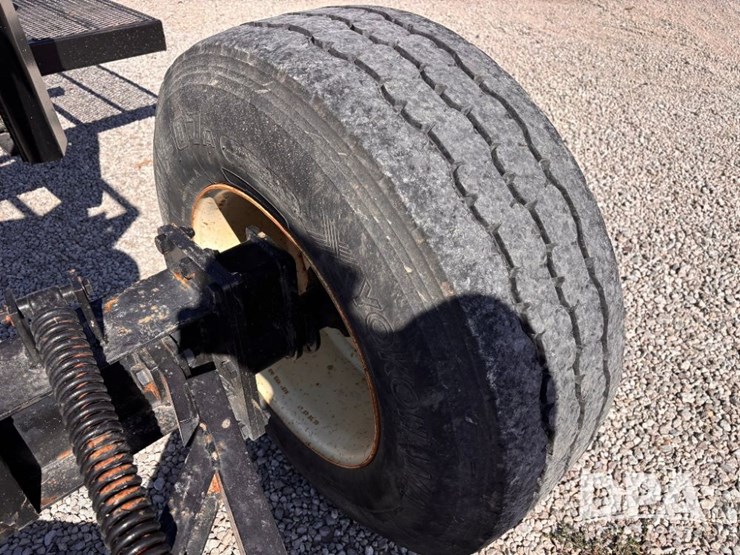 yetter-heavy-duty-running-gear-(gp11376,-unit-110583)-image-19