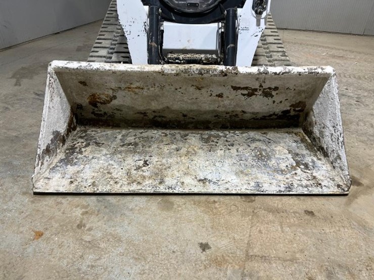 2022-bobcat-t870-image-9
