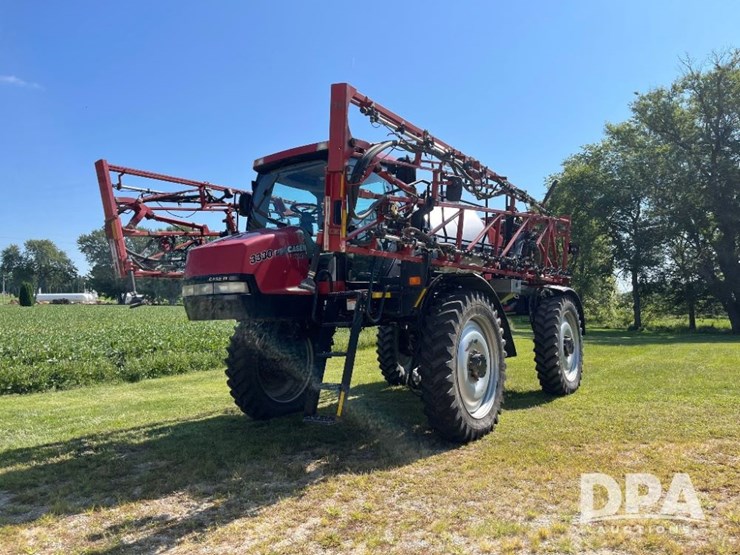 2011-case-ih-patriot-3330-image-1