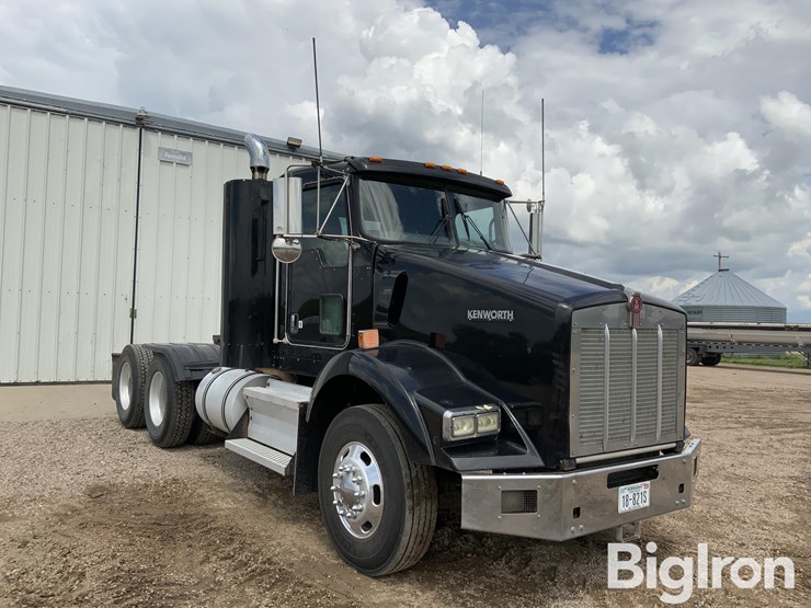 2008-kenworth-t800-image-3