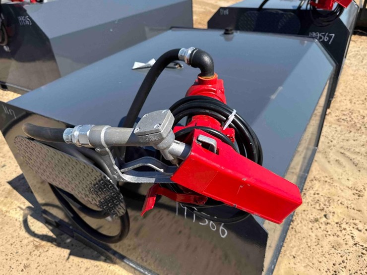 unused-x-star-750-gallon-fuel-tank-image-3