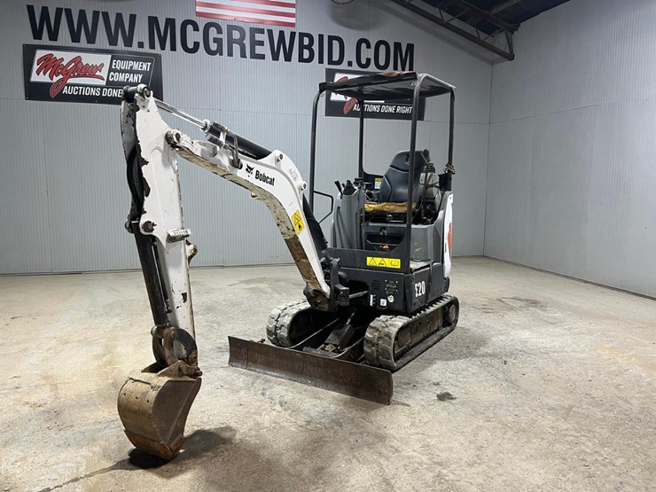 2016-bobcat-e20-image-2