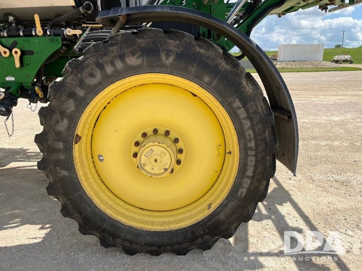 2014-john-deere-r4038-image-53