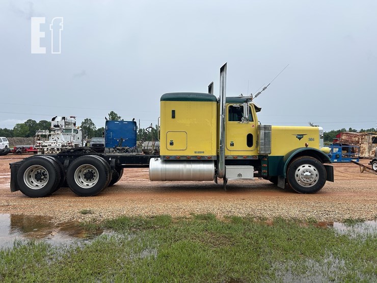1990-peterbilt-379-image-8