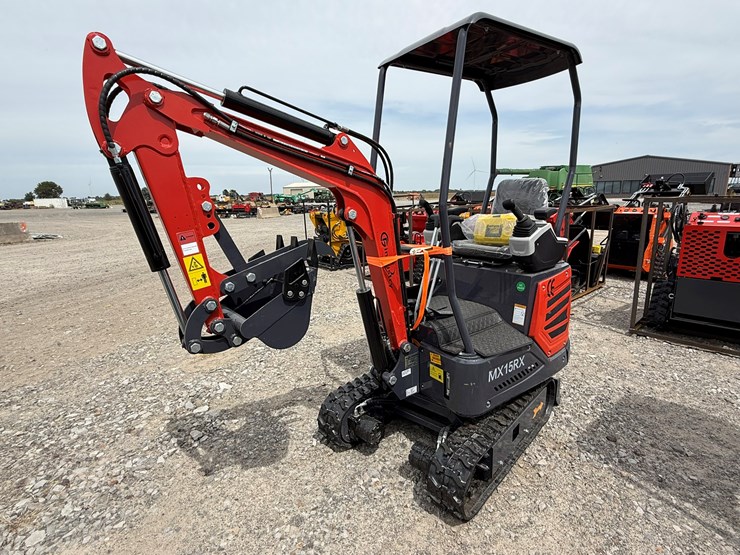 #220-•-#26485-•-unused-cfg-mx15rx-mini-excavator-image-1