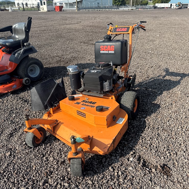 #32 • SCAG SW WALK BEHIND LAWN MOWER
