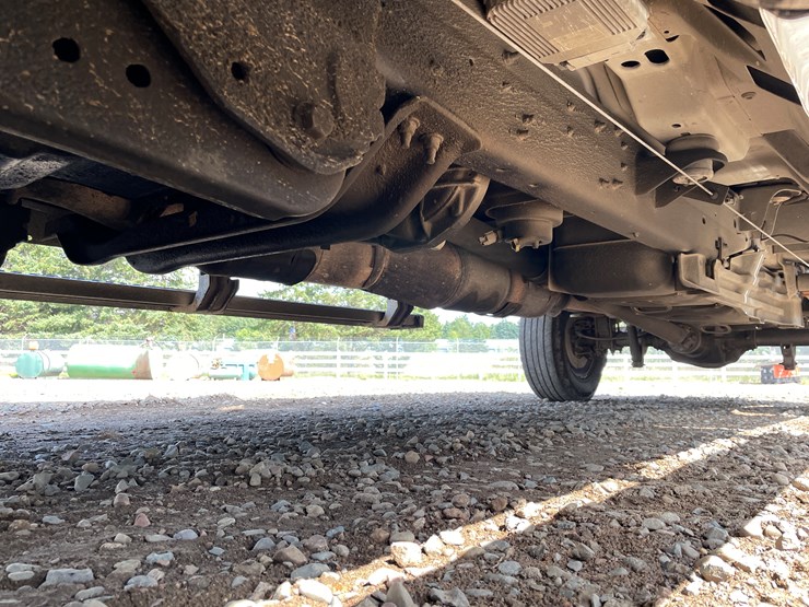 #2135-•-2015-ford-f350-pickup-truck-(has-mn-title)-image-14