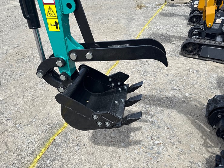 #220-•-#26482-•-unused-cfg-h15r-mini-excavator-h15r20250707w0123-image-13