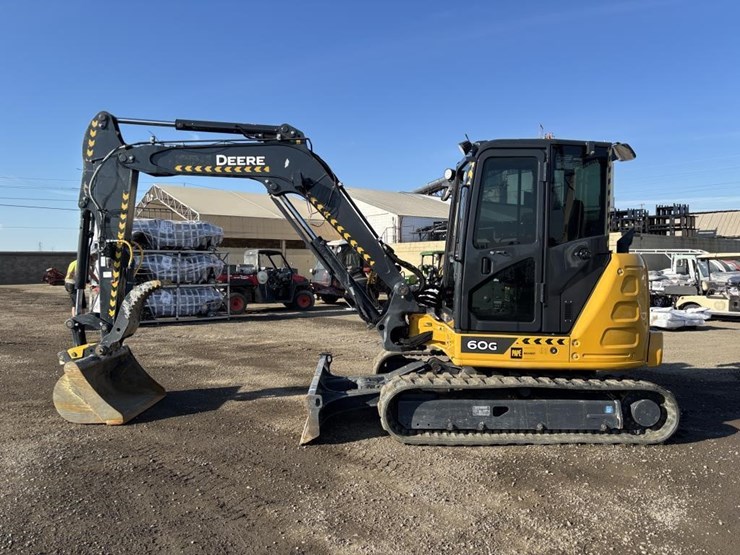 2023-deere-60g-image-5