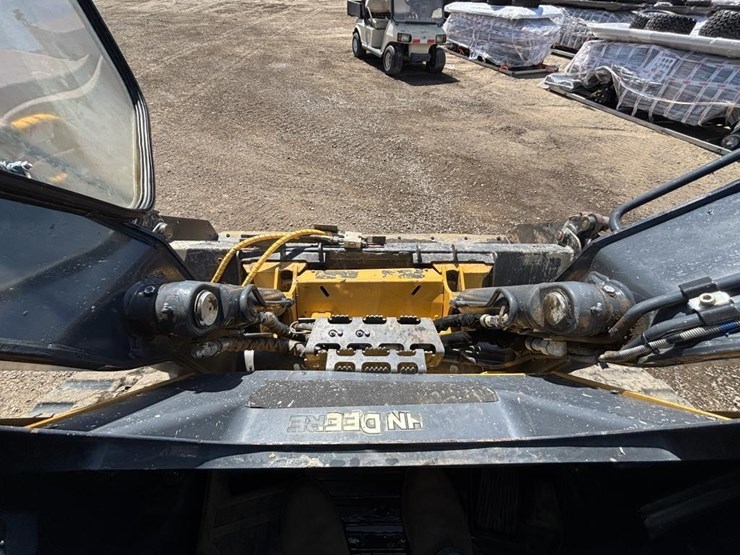 2019-deere-333g-image-21