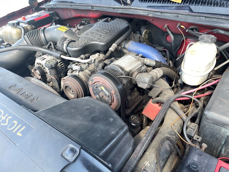 2004-chevrolet-silverado-image-22