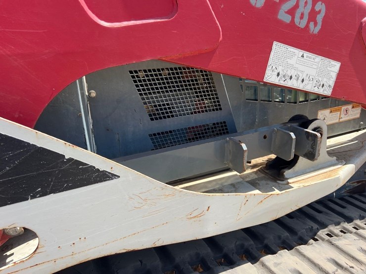 2019-takeuchi-tl12v2-image-16