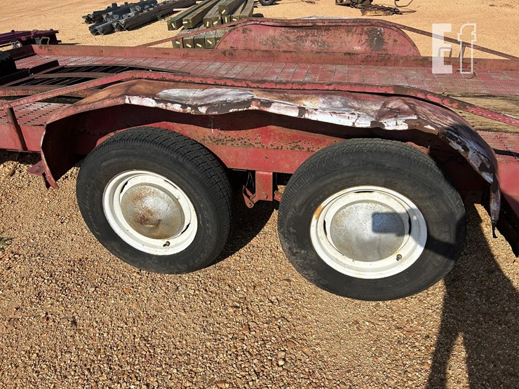 w-w-equipment-trailer-16'-image-11