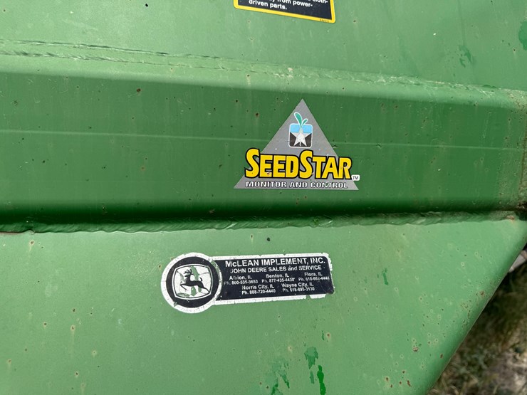 john-deere-1900-image-16